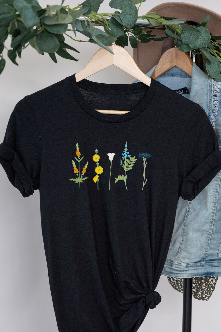 Wildflowers AroAce Tee